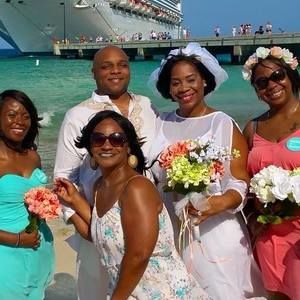 Meet your Posher, Toni